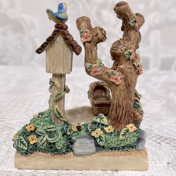 💛TM8 ‘Springtime Splendor’ HummelScape and Hummel Figurine ‘Nature’s Gift’. - Picture 3 of 13